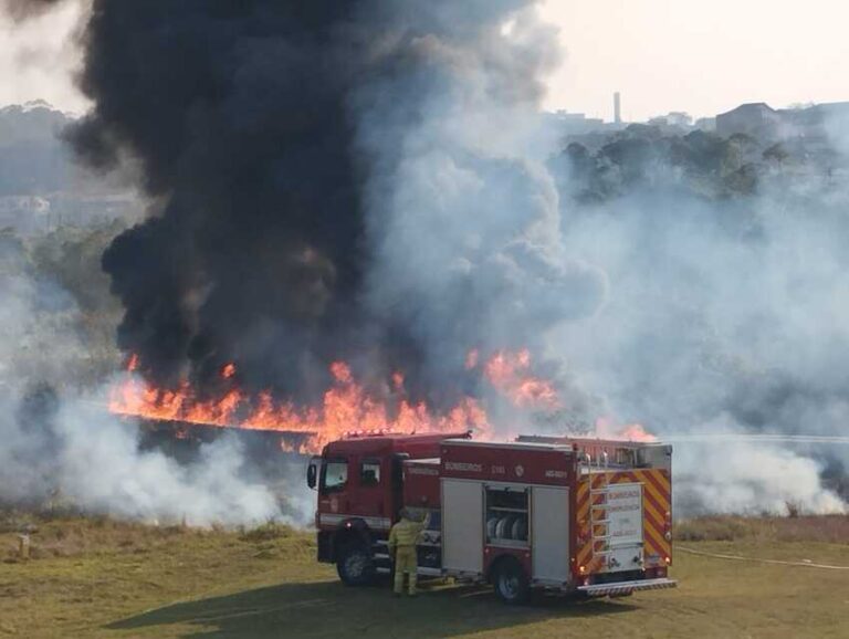 incêndio na tubulação da Sabesp