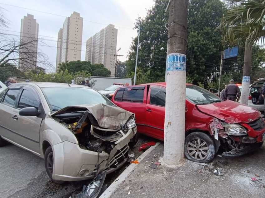 colisão de carros