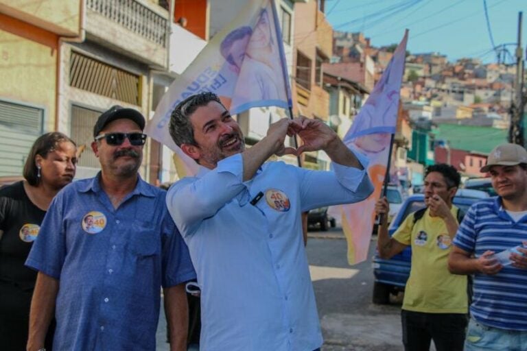 Eduardo Leite leva proposta de melhorias a bairros periféricos nesta sexta-feira (30)