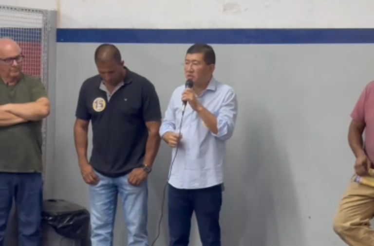Na manhã desta quarta-feira, 11 de setembro, o candidato a prefeito de Diadema, Taka Yamauchi, visitou a empresa Microcast, localizada na Rua Maria de Lourdes, no bairro Serraria.