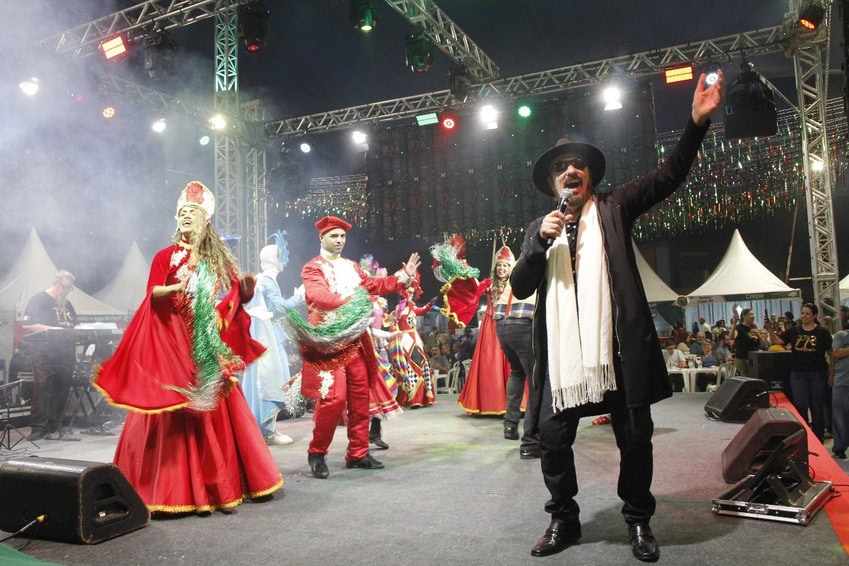 Fred Rovella encantou o público com sua Tarantella e novas versões de músicas italianas 