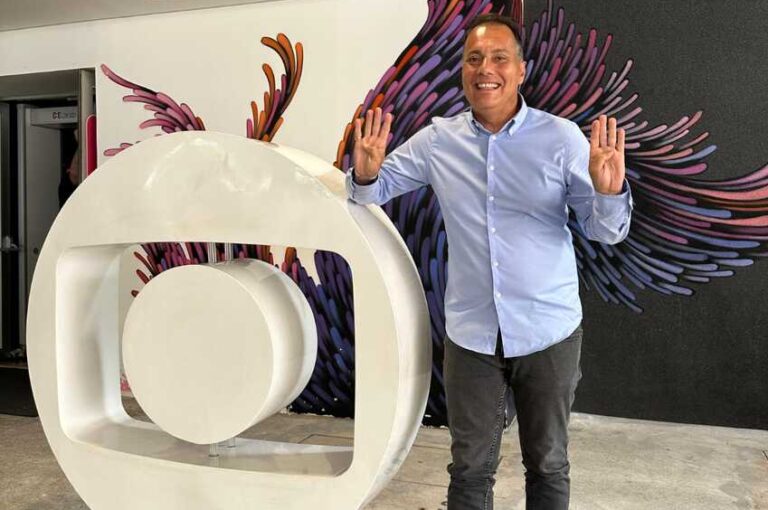 Candidato a prefeito de Mauá pelo União Brasil, Atila Jacomussi, iniciou o dia se preparando para o debate realizado pelo G1