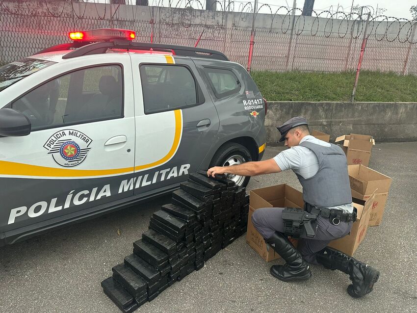 PM Rodoviária detém homem e apreende 150 kg de maconha na Imigrantes