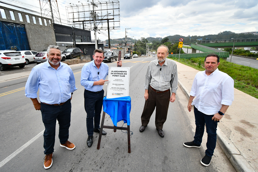 Prefeito Orlando Morando entrega obras de alargamento da Estrada Poney Club