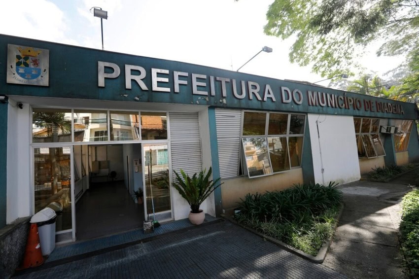 fachada da prefeitura de Diadema