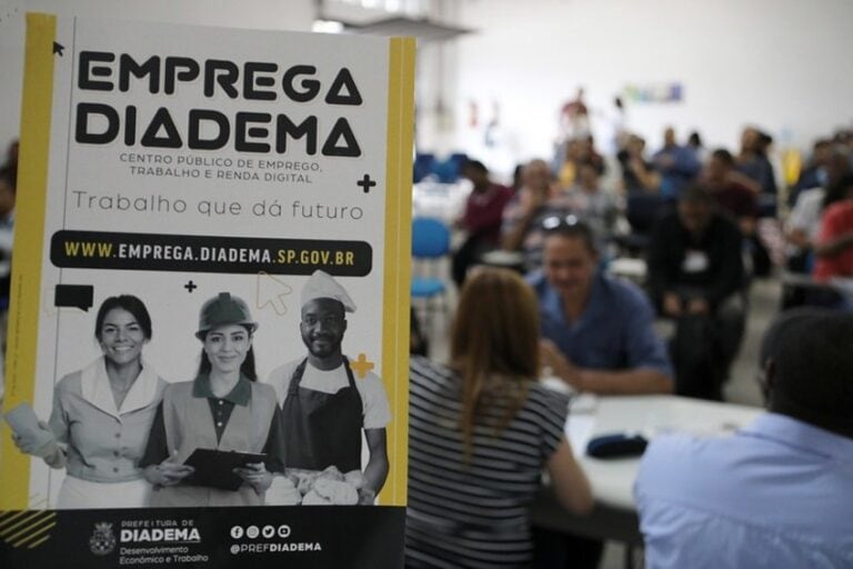 Diadema oferece 206 novas vagas de emprego e estágio