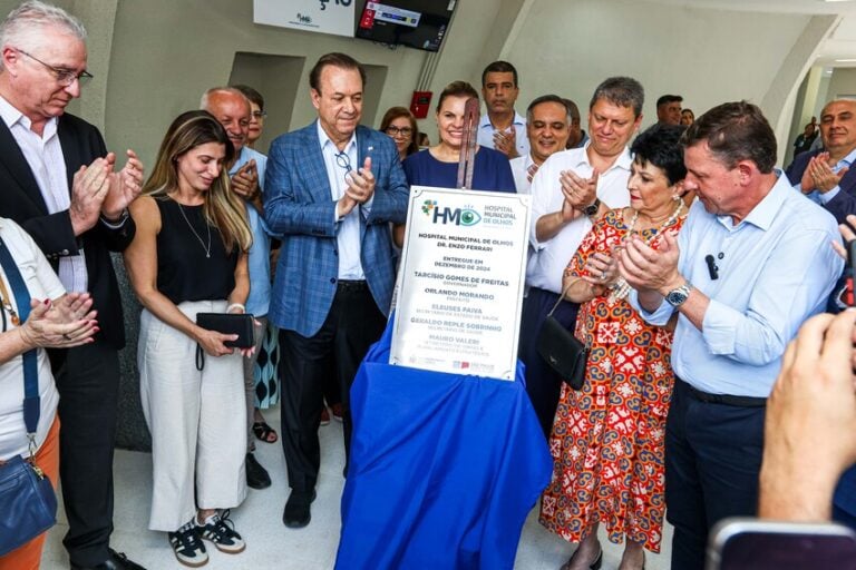 Em São Bernardo, governador Tarcísio de Freitas e prefeito Orlando Morando inauguram Hospital Municipal de Olhos