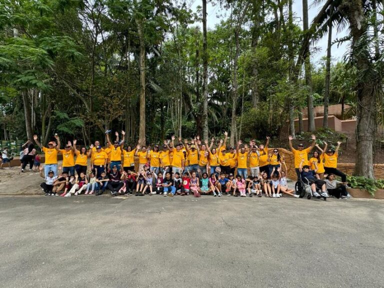 ONG Te Quero Bem realiza 41º “Padrinhos do Bem”, alegrando crianças do Morro da Quentinha
