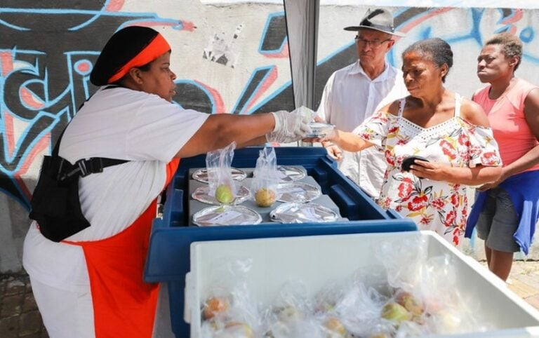 Diadema ganha segunda unidade do Bom Prato Móvel