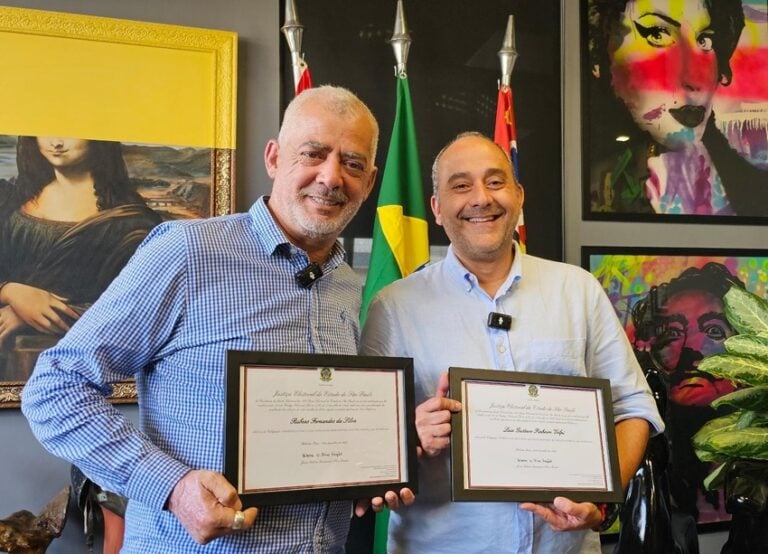 Guto Volpi e Rubens Fernandes são diplomados em Ribeirão Pires