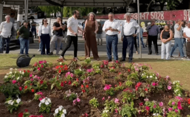 São Bernardo lança programa "Cidade Linda de Viver" com plantio de flores