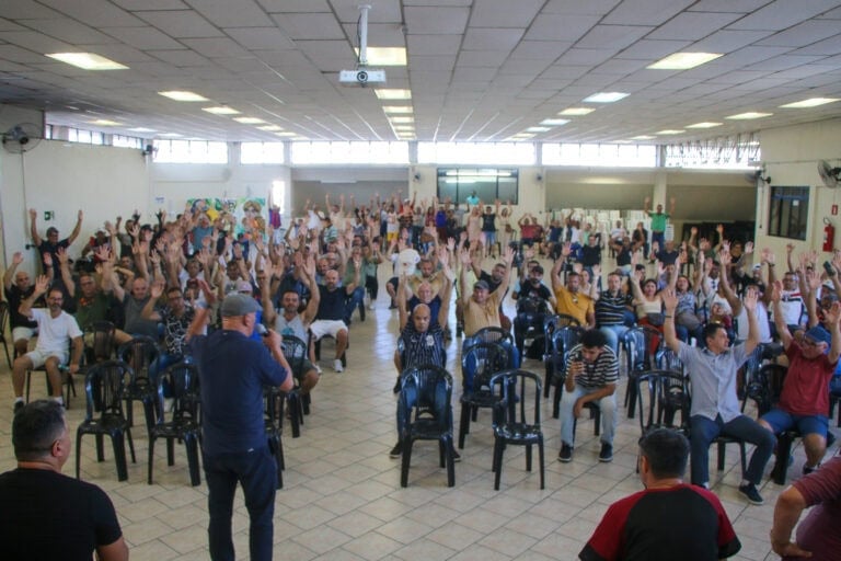 Trabalhadores na Movent autorizam Sindicato a tomar medidas jurídicas para garantir direitos