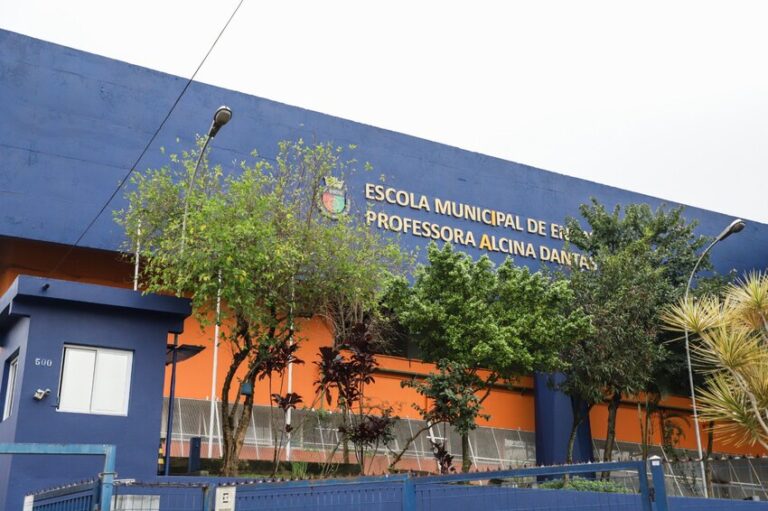 Dezessete alunos do Ensino Médio de São Caetano são aprovados no Provão Paulista