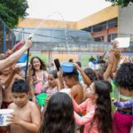 Sacolas de São Caetano fazem atividades com água para driblar onda de calor