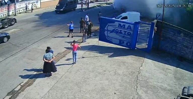caminhão em chamas