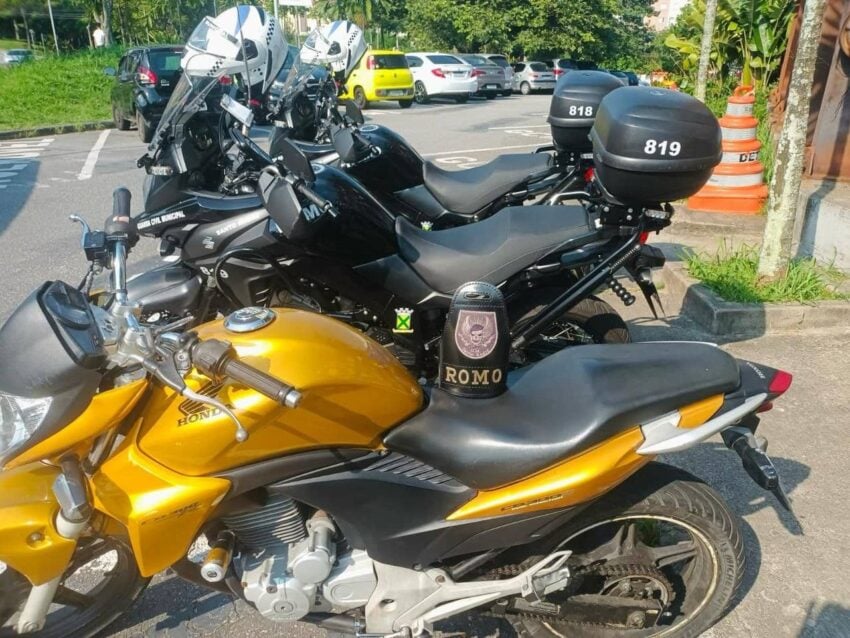 GCM de Santo André recupera moto roubada e prende dois homens no Jardim Santa Cristina