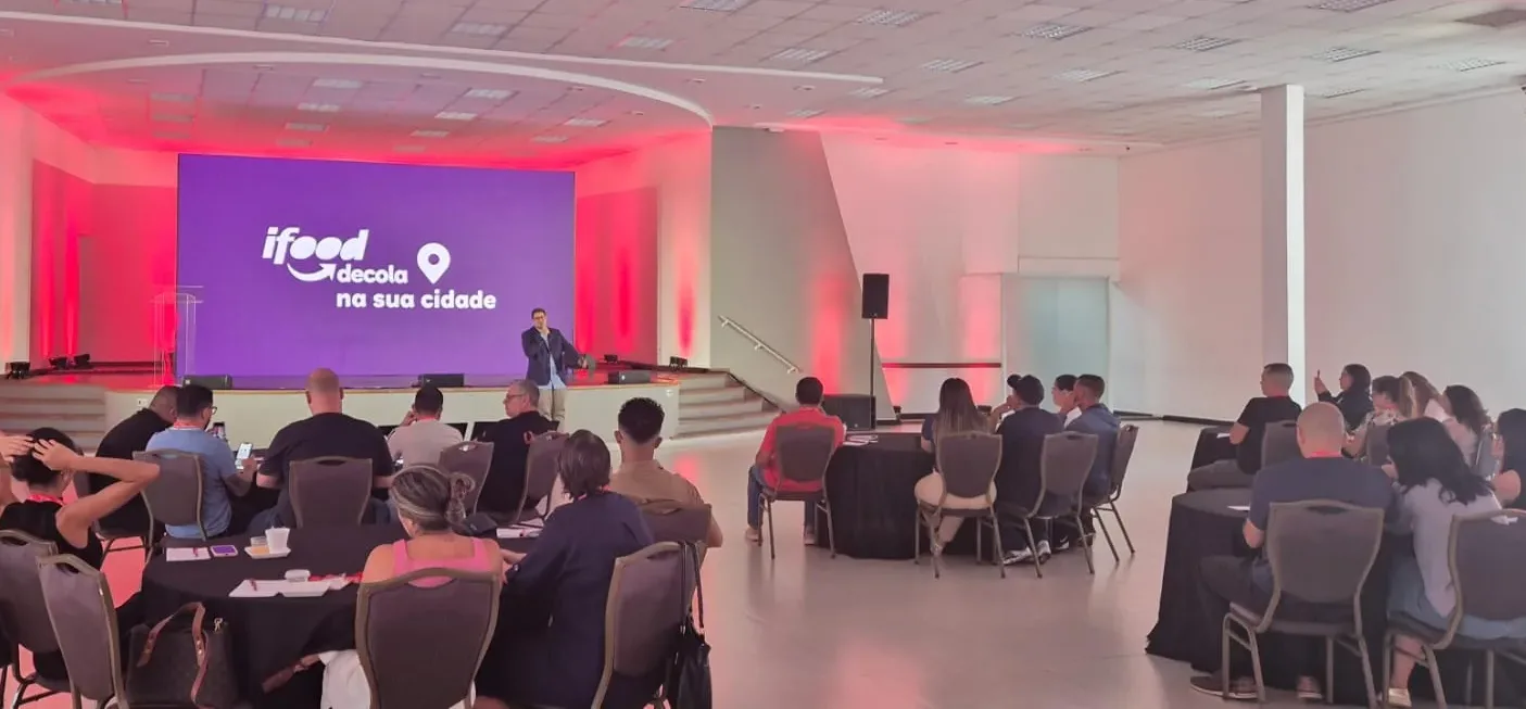 iFood faz na Associação dos Funcionários Públicos de São Bernardo evento para restaurantes