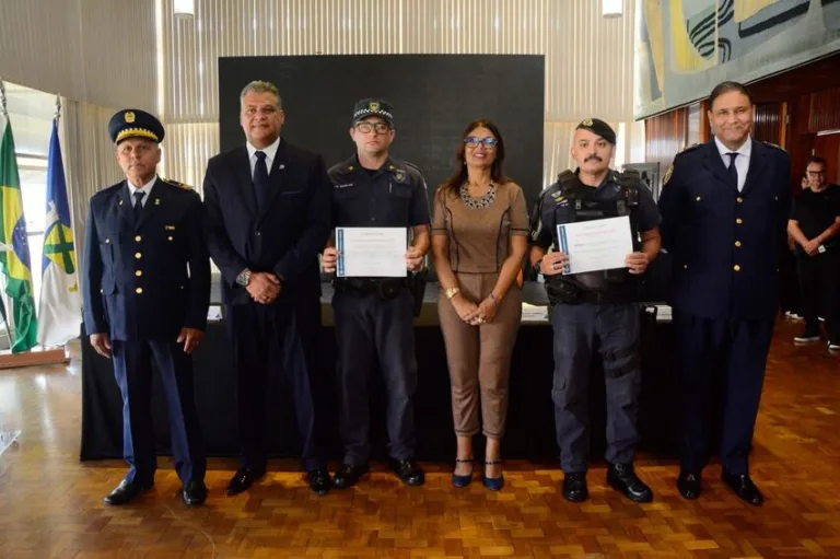 Santo André presta homenagens para GCMs e anuncia novo comandante da corporação
