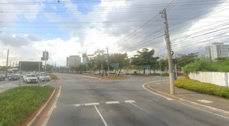 Obras na Av. Nelson Braido com Av. Guido Aliberti alteram fluxo viário em São Caetano