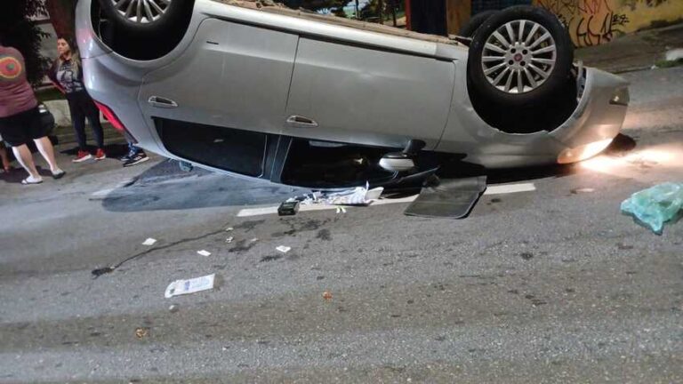 Motorista embriagado conduzia carro que capotou no Jardim Silvina e é detido