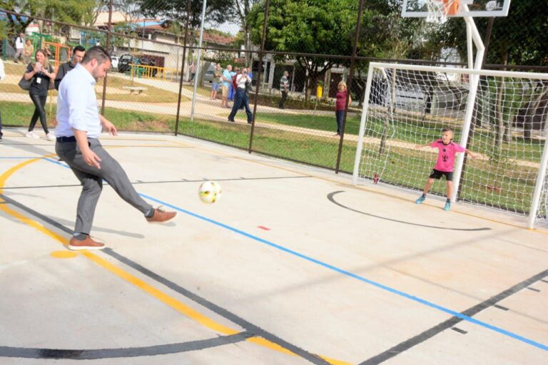 Santo André entrega Praça Roque José Orsate, quarta área verde revitalizada em 2025