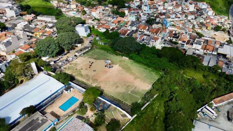 Santo André dá início às obras de modernização do Campo do Humaitá e anuncia Parque Escola Cláudio Petrin