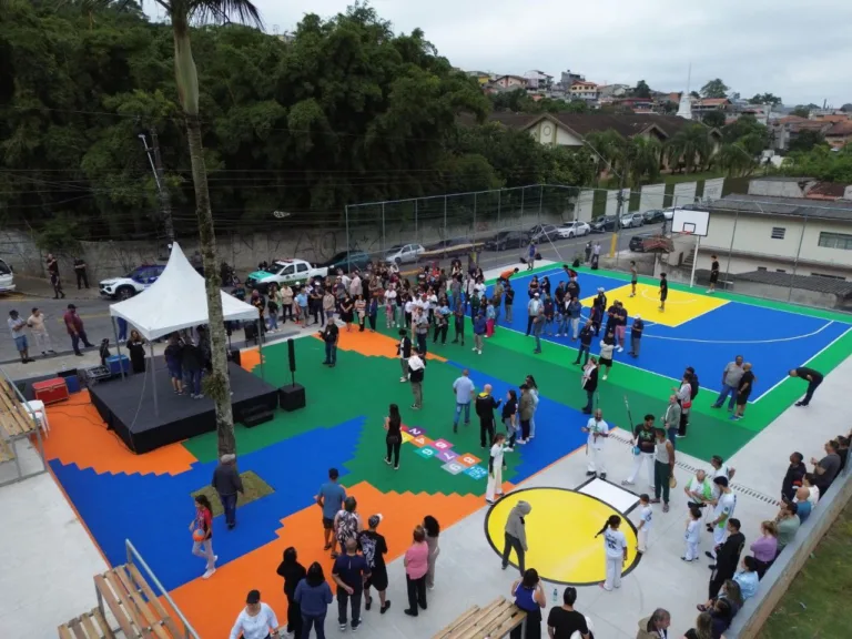 Equipada com campo de futebol society, quadra de basquete 3x3 e área para atividades comunitárias, Praça Esportiva no Santa Luzia será ponto de encontro no bairro