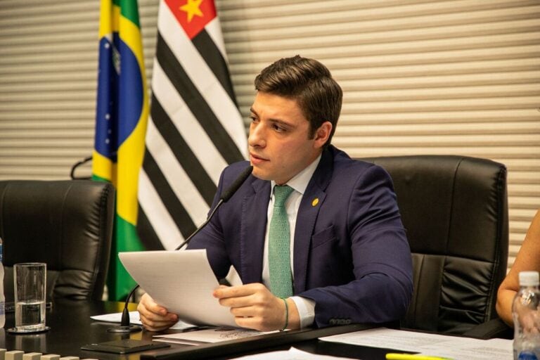 Thiago Auricchio é reeleito presidente da Comissão de Constituição, Justiça e Redação da Alesp