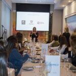 Especialista em saúde íntima orienta mulheres em evento do LIDE Grande ABC