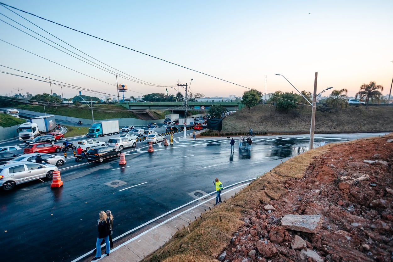 acesso da Lions ao KM 16 da Anchieta