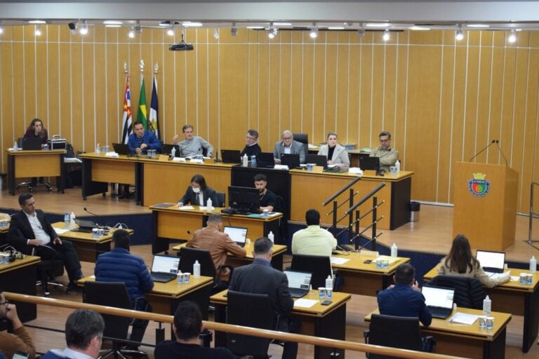 Câmara de São Caetano aprova pedido de instauração de CPI contra Auricchio
