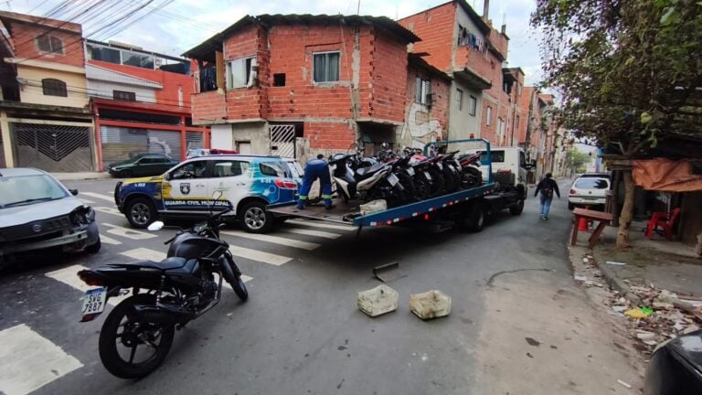 GCM Dispersa Baile Funk com Cerca de 400 Pessoas em São Bernardo