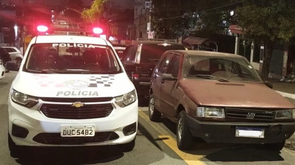 Após perseguição, PM recupera em Diadema carro furtado em São Bernardo 