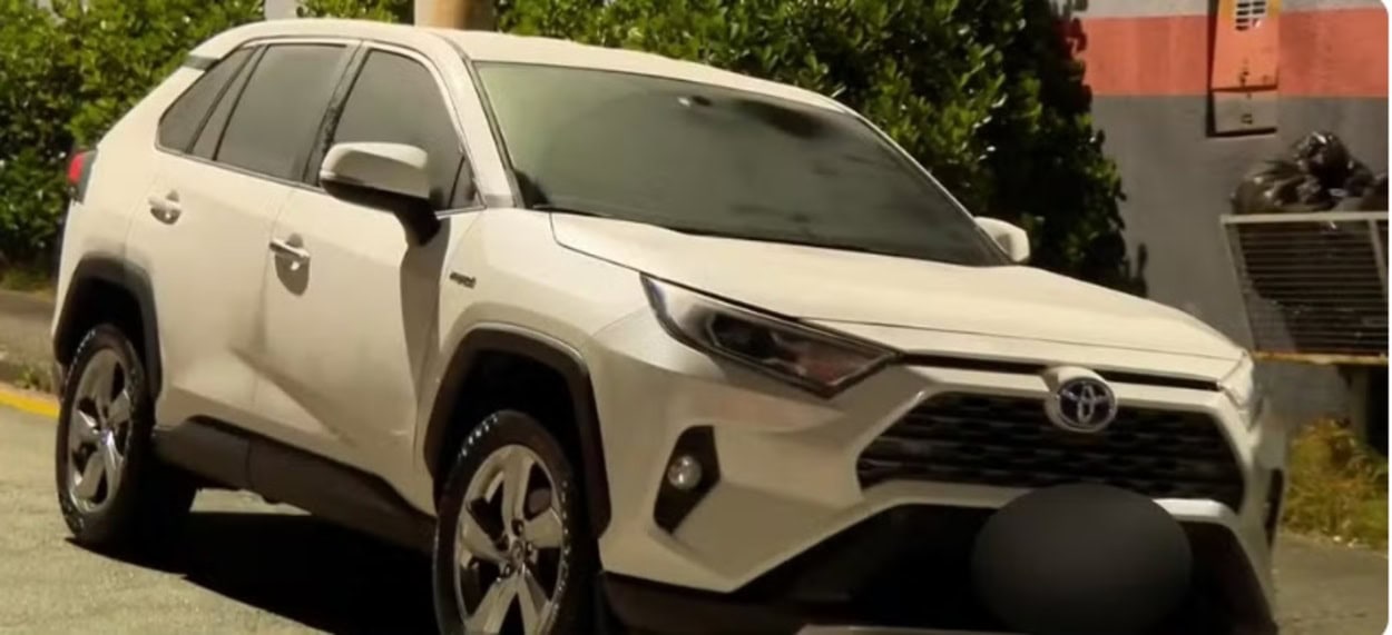 Automóvel de família que sofreu sequestro no Shopping ABC