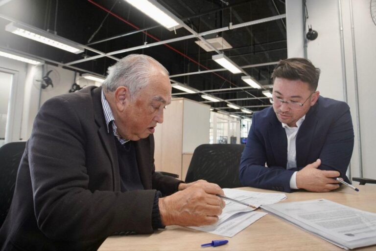 Prefeito Akira Auriani renova termo de cooperação com o FUMEFI para retomar obras paradas em Rio Grande da Serra
