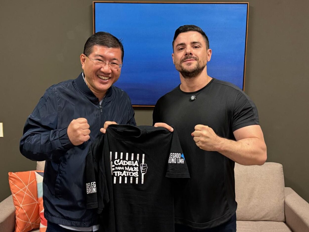 Prefeito Taka anuncia R$ 2,5 milhões para a causa animal com apoio do deputado Delegado Bruno Lima
