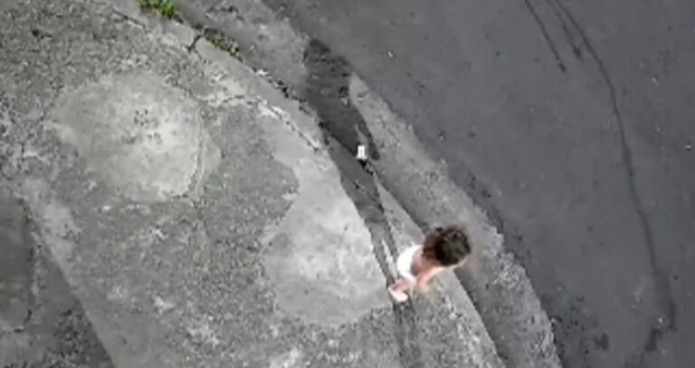 Mãe vai ao baile funk e filha de 3 anos é vista andando sozinha de fralda em rua de Santo André