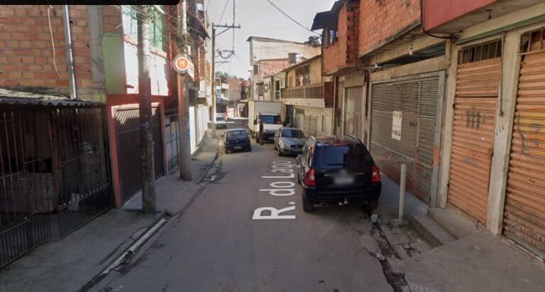 homem foi encontrado sem vida, dentro de sua residência, na rua do Lago, no bairro Cata Preta, em Santo André