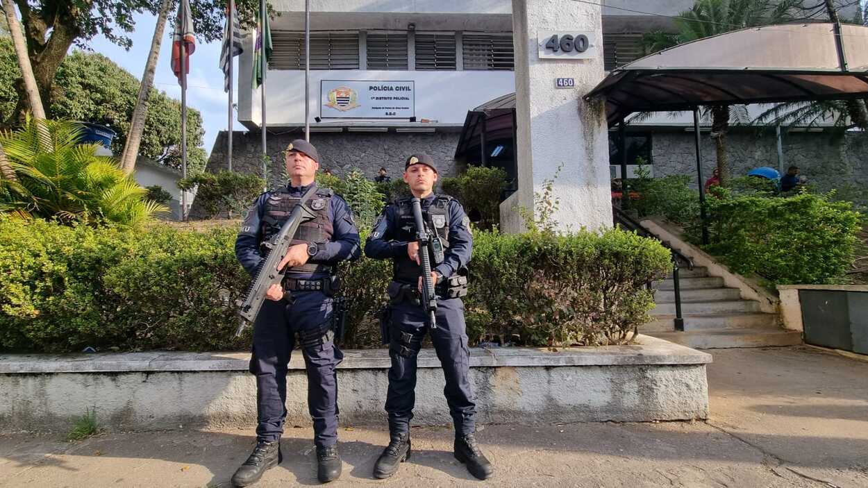 Adolescente de 13 anos identificou o homem acusado de assediá-la no fim de agosto; indivíduo foi contido por colegas e levado pela GCM ao DP