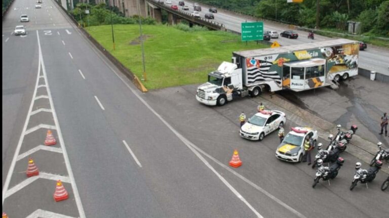 Policiais Militares Rodoviários foram acionados para atender a ocorrência de óbito na Imigrantes