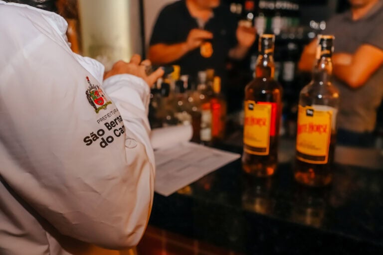 Sobe para 30 o número de notificações de suspeita de contaminação de metanol em S.Bernardo