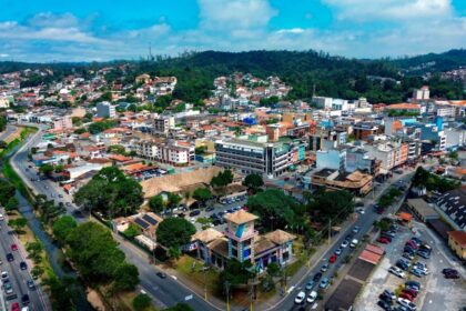 Prefeitura Ribeirão Pires implanta novas regras para circulação de caminhões na região central