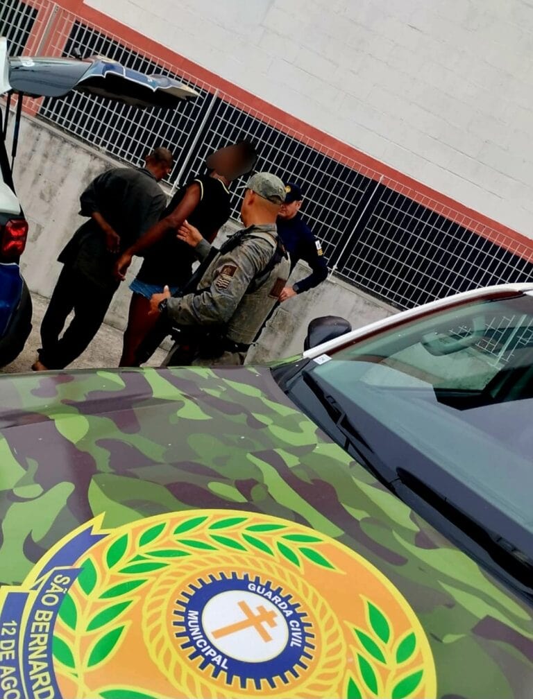 GCM de SBC prende quadrilha por roubo e perseguição após flagrante de furto de mercadorias
