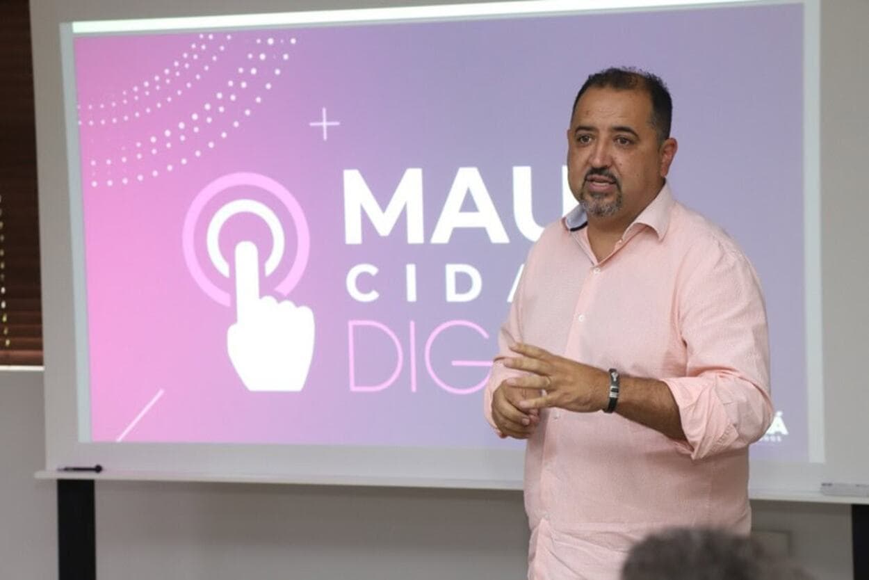 Prefeito Marcelo Oliveira inicia demissão em massa e exonera 544 servidores em Mauá 