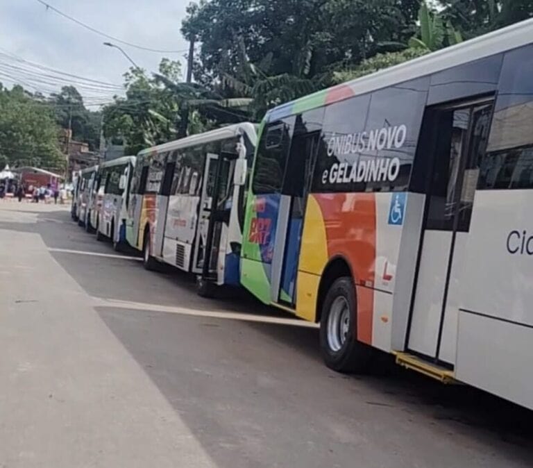São Bernardo entrega mais 10 ônibus que vão atender linhas do Irajá e Taboão