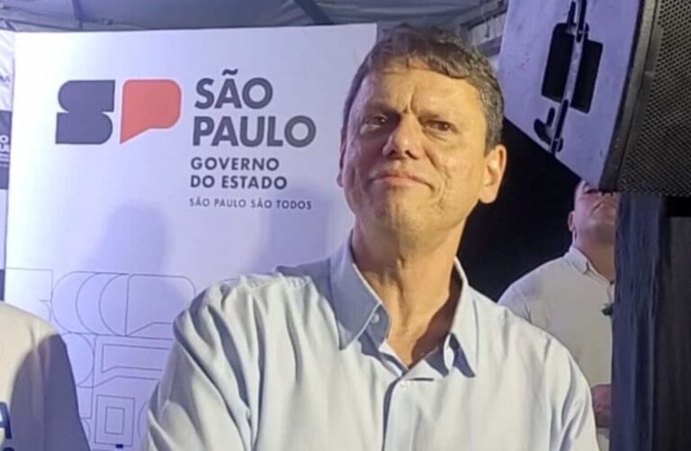 Tarcísio questiona por que criminosos reincidentes estão soltos e lamenta atentado contra tenente da Rota