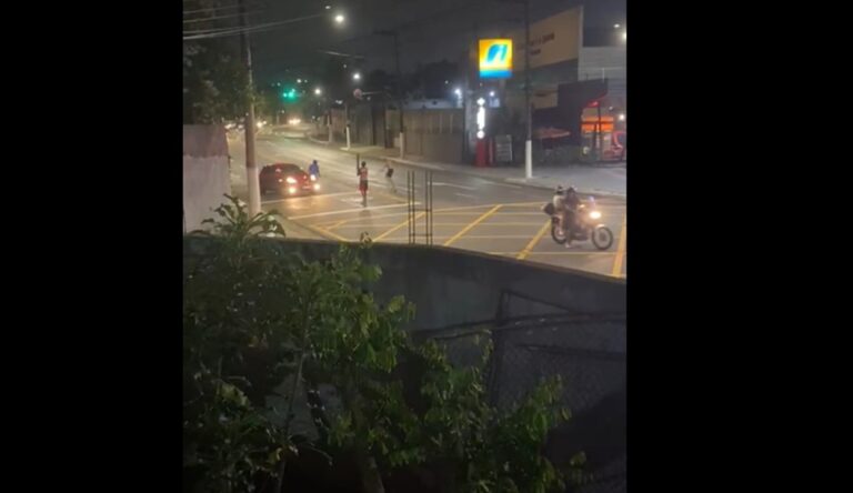 Motorista atropela homem ao confundir perseguição com assalto em São Bernardo