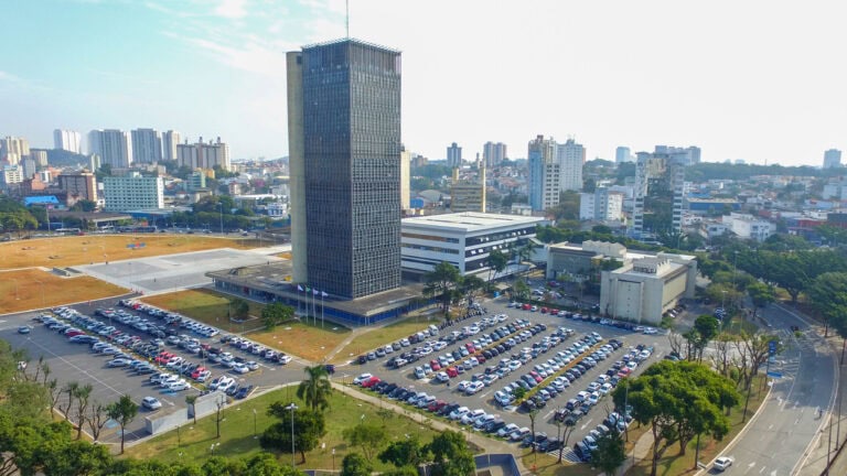 São Bernardo aplica progressões de carreira a funcionários públicos