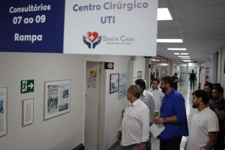 Consórcio ABC visita Santa Casa e propõe conselho para debater hospital oncológico infantil regional
