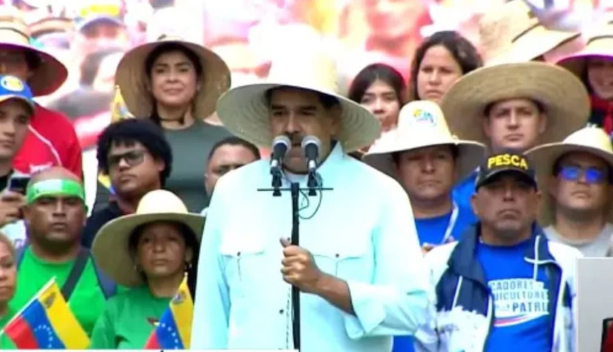 Do deboche à captura: Como Maduro minimizou a ameaça americana dias antes da queda
